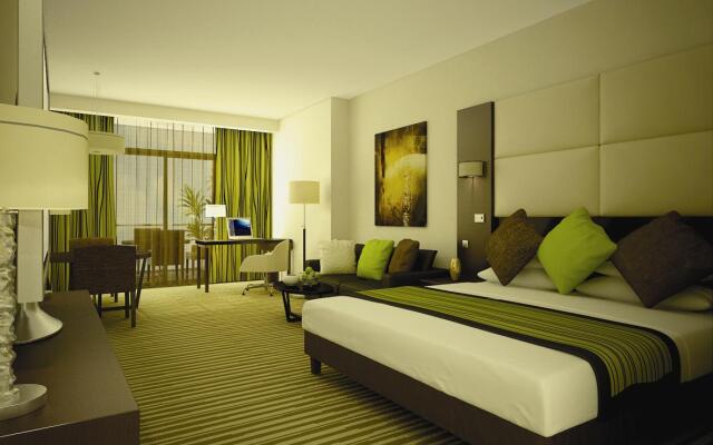 Mövenpick Jumeirah Lakes Towers Hotel