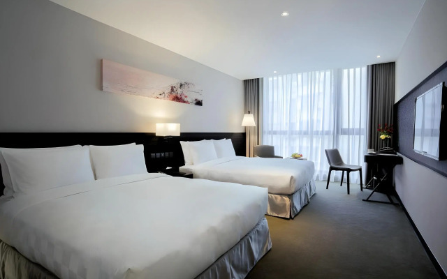 Platinum Hotel