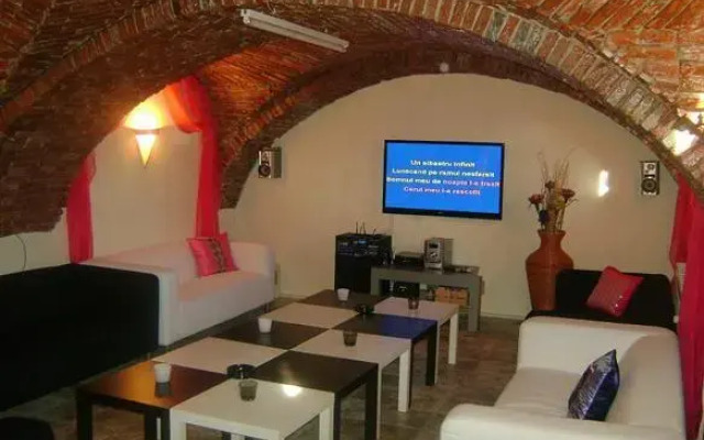 Pension Nasul Si Prietenii
