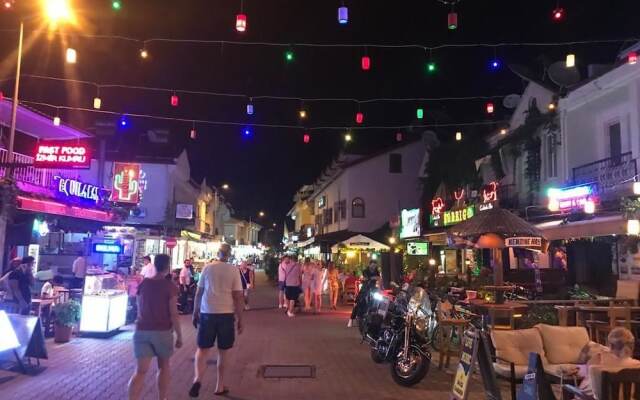 Rivaesta Butik Hotel - Adults Only