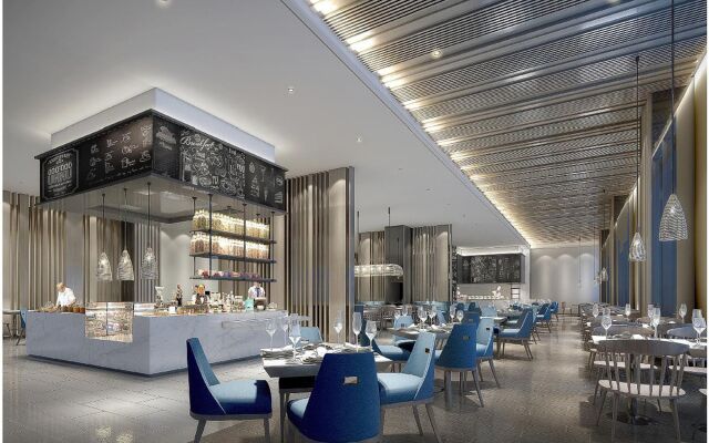 Crowne Plaza Qingdao Oriental Movie Metropolis