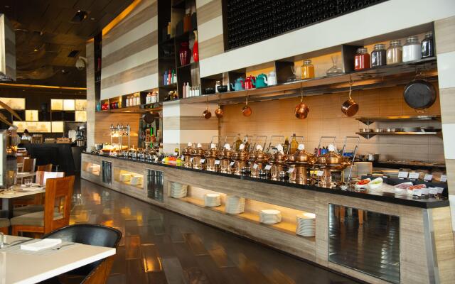 Holiday Inn New Delhi Aerocity by IHG