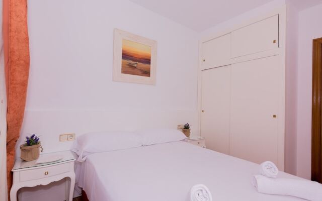 HomeHolidaysRentals Aube - Costa Barcelona
