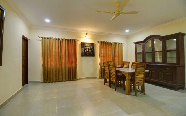Home Luxury 3BHK By OYO Rooms