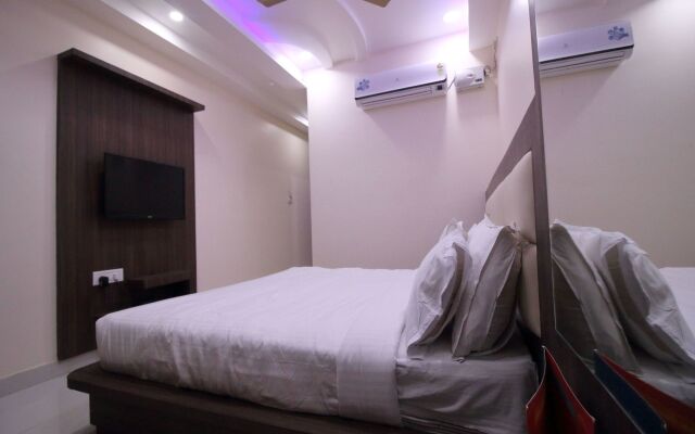 Hotel Nandgiri Palace