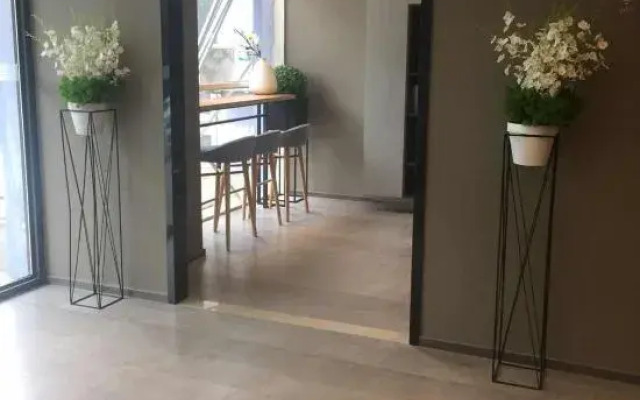 Homeinn · neo (Dalian Hi-Tech Park Wanda Plaza)
