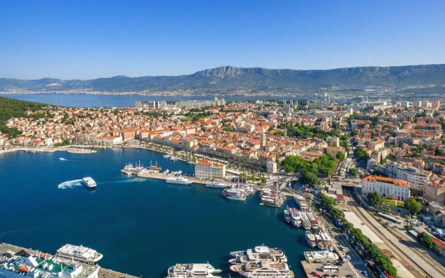 Studio Apartment Luka