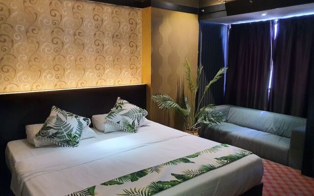 Grandeur Hotel and Spa