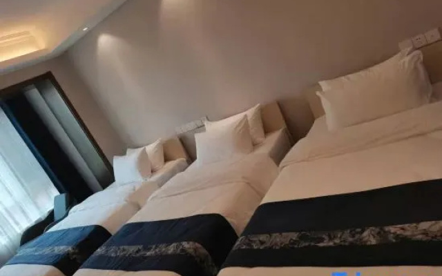 Ze'an Runliu Hotel