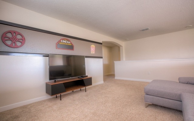 1612 Moon Valley Drive