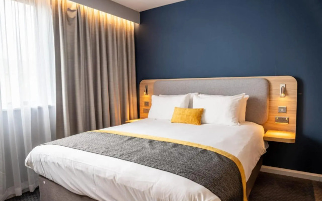 Knowsley Inn & Lounge