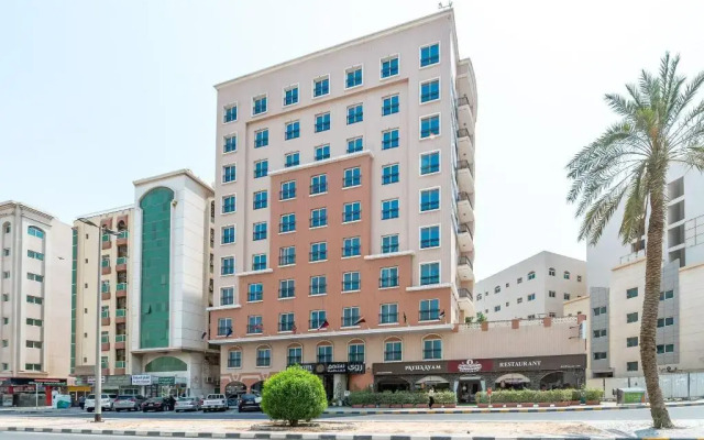 OYO 132 Ruwi Hotel Apartments