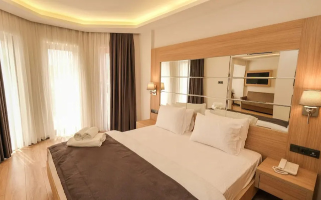 Alesta Seaside Residence