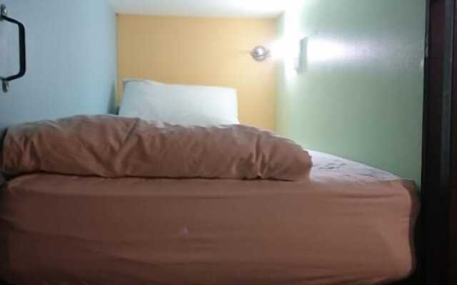 The Backpack Shack - Hostel