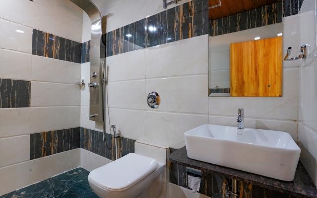 Fabhotel Zaid International