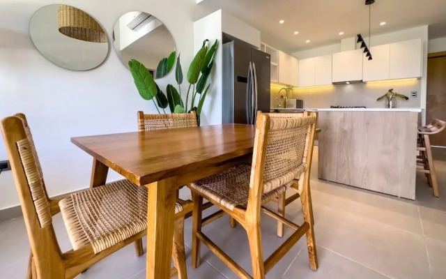 Fantastic Penthouse at Golf Course