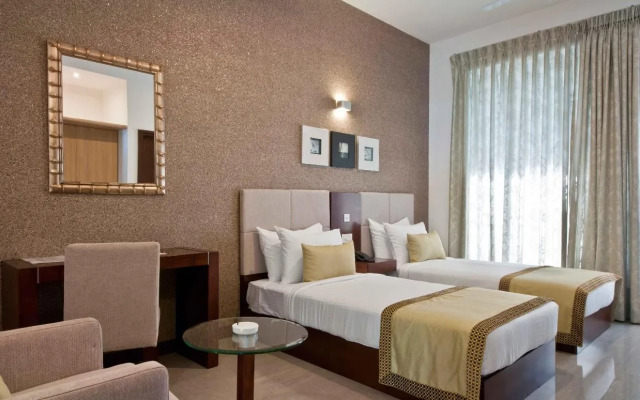 Stately Suites Golf Course Road