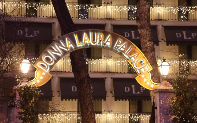 Hotel Donna Laura Palace