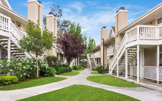 Chase Suite Hotel Newark-Fremont