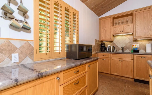 Marys Beach Bungalow