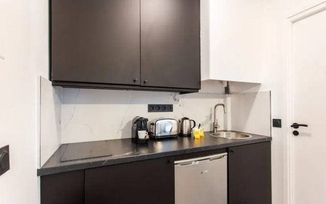 Cosy Studio Near Bastille Place