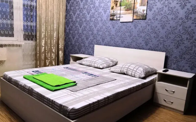 Сутки как дома на Ботанической, 45