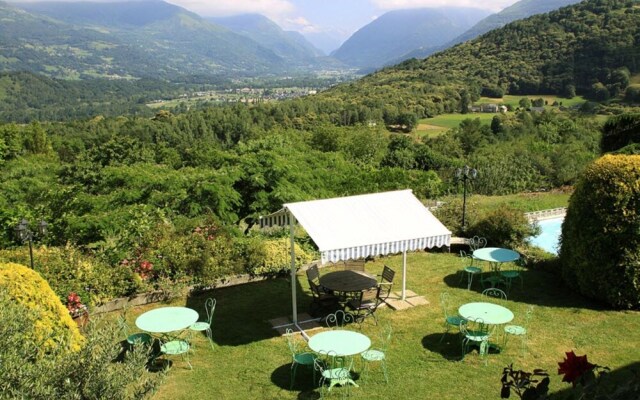Maison Mayou