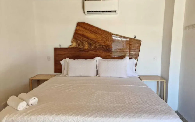 Bonding Coffee Roaster Café & Hotel