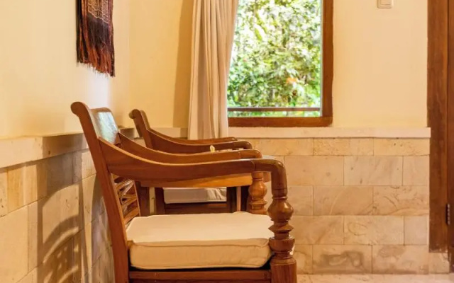 Nusa Indah Bungalows Candidasa – Guest Rooms – Candi Dasa