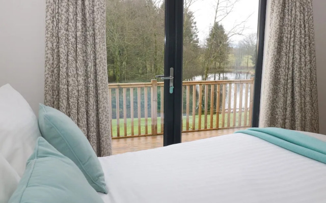 Tarn Lodge