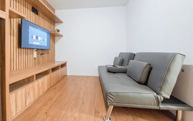 Warm And Cozy 2Br At Urbantown Serpong Apartment