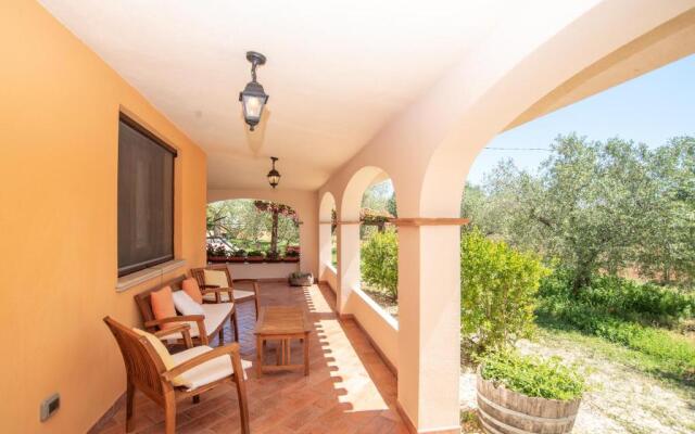 Villa Frau a 2km Dal Mare