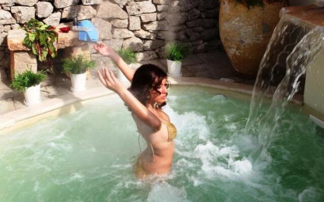 Masseria Quis Ut Deus