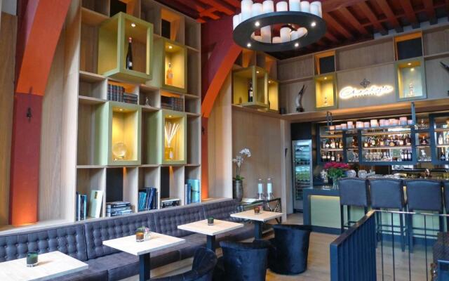Boutique Hotel Steenhof Suites - Adults Only