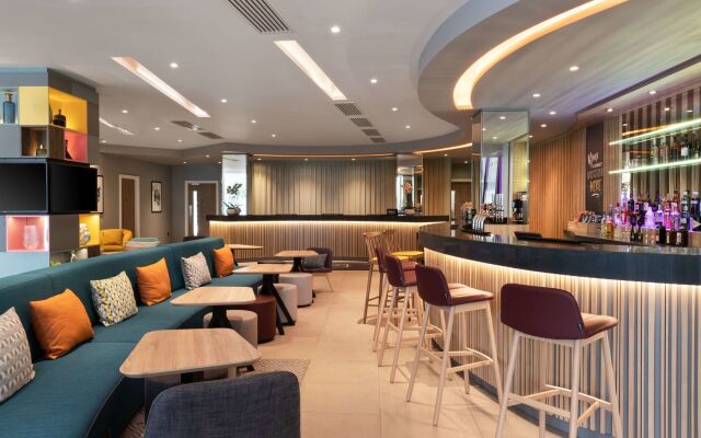 Hampton by Hilton London Ealing