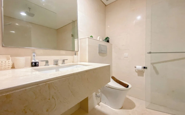 Nice and Comfy 2BR Apartment at Ciputra World 2