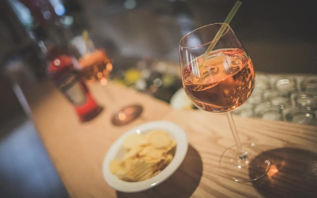 Ahrner Wirt Apartments