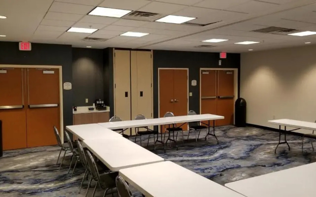 Fairfield Inn & Suites by Marriott Mt. Vernon Rend Lake