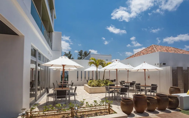 Kariyushi LCH Resort