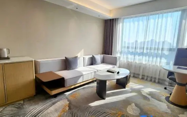 Yanshan Hotel