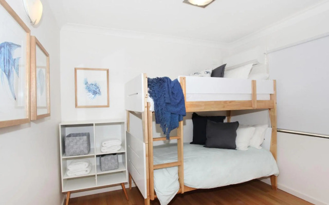 Windmill 4 - Two Bedroom Beachside Apartment on Parkyn Parade!