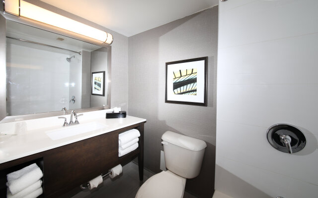 Holiday Inn Peterborough-Waterfront, ON by IHG