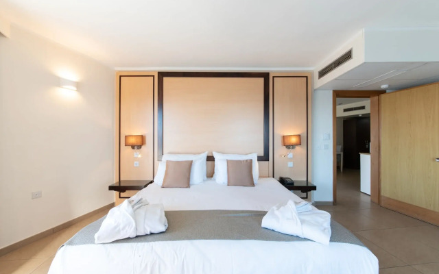 The Preluna Hotel