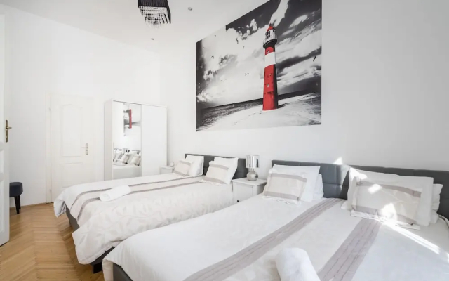 Real Apartments Vadasz