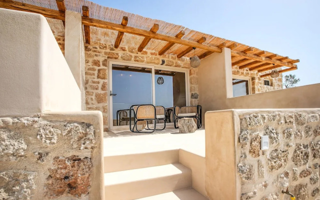 Capari Suites
