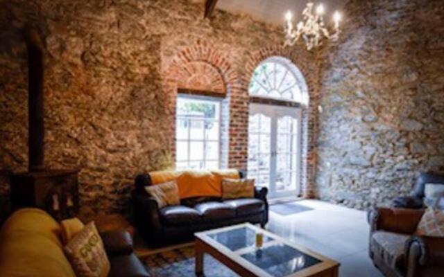 Devine house
