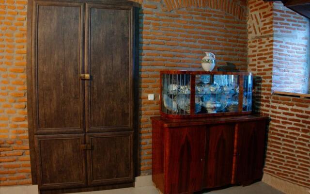 Guest House Aisi