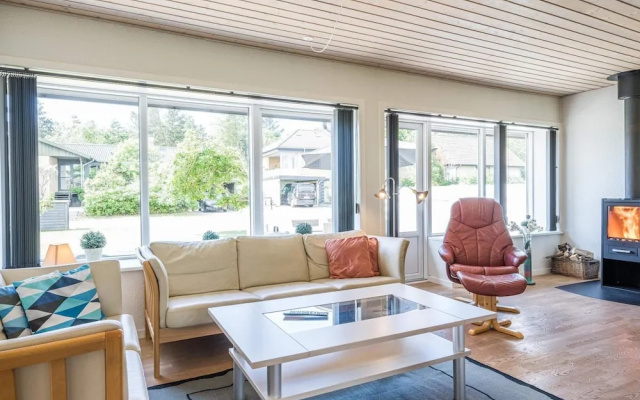 5 Person Holiday Home in Norre Nebel