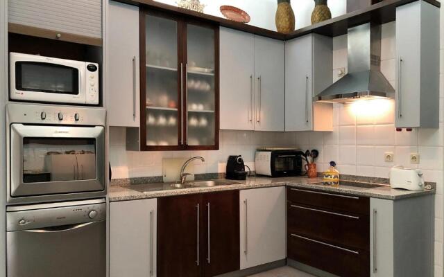 Casa do Galo / Galo House