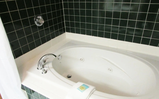 Arbors at Island Landing Hotel & Suites